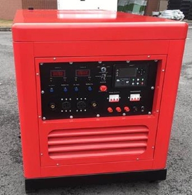 motor eléctrico de soldadura diesel silencioso del panel de control DC12V del LCD del generador 300A